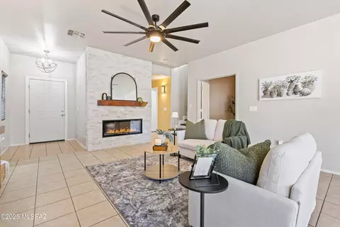 Living - 3592 E Felix Blvd, Tucson, AZ 85706 photo 1 of 1