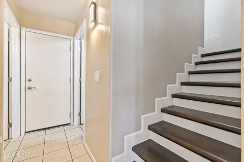 Entry Way - 3592 E Felix Blvd, Tucson, AZ 85706 photo 3 of 4