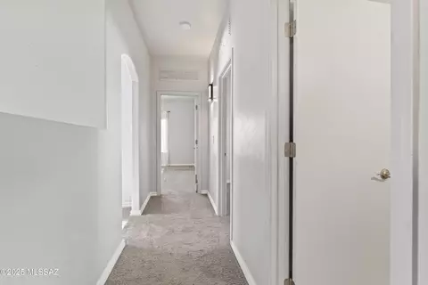 Entry Way - 3592 E Felix Blvd, Tucson, AZ 85706 photo 4 of 4