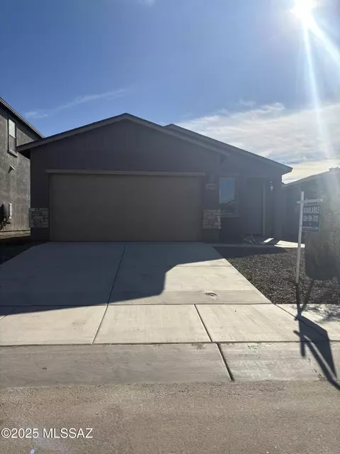 10293 W Sumullen St, Marana, AZ 85653