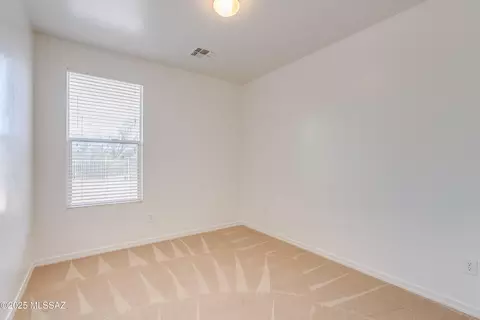 Bedroom - 17033 S Mesa Shadows Dr, Vail, AZ 85641 photo 5 of 6