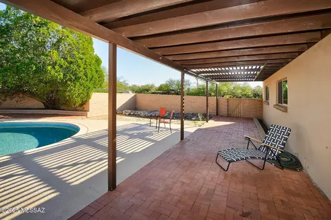 3040 N Conestoga Ave, Tucson, AZ 85749