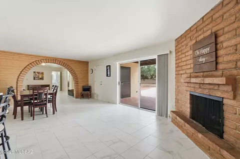 3040 N Conestoga Ave, Tucson, AZ 85749