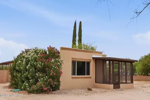 3040 N Conestoga Ave, Tucson, AZ 85749