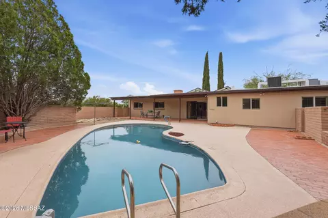 3040 N Conestoga Ave, Tucson, AZ 85749