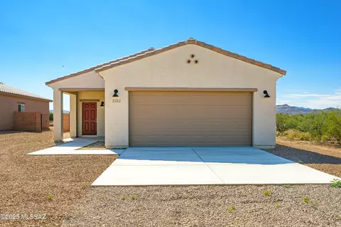 Exterior - 3152 E Andrada Rd, Vail, AZ 85641 photo 1 of 8