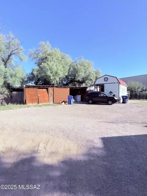 Other - 525 E Navajo Rd, Tucson, AZ 85705 photo 13 of 20