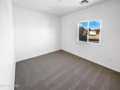 Bedroom - 5097 E Fishhook Ct, Tucson, AZ 85756 photo 8 of 9