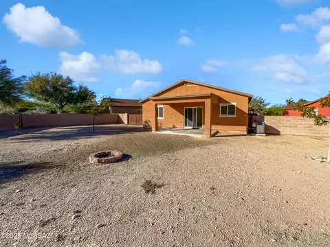 Exterior - 5097 E Fishhook Ct, Tucson, AZ 85756 photo 2 of 3