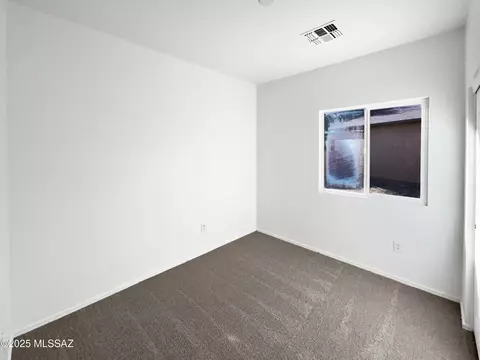 Bedroom - 5097 E Fishhook Ct, Tucson, AZ 85756 photo 4 of 9