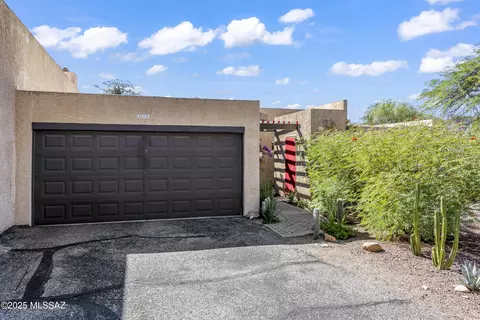 4620 E Camino Puerto Lobo, Tucson, AZ 85718