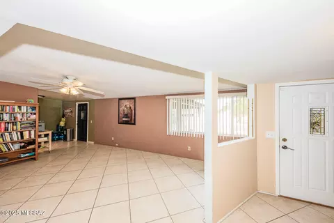 Living - 7528 E 33rd St, Tucson, AZ 85710 photo 1 of 5
