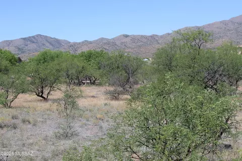 15555 E Hillton Ranch Rd, Vail, AZ 85641