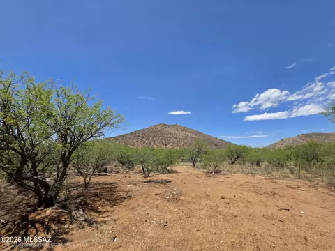 15555 E Hillton Ranch Rd, Vail, AZ 85641 photo 2