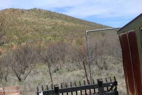 15575 E Hillton Ranch Rd, Vail, AZ 85641