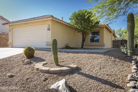 3289 W Corte Albor, Tucson, AZ 85745