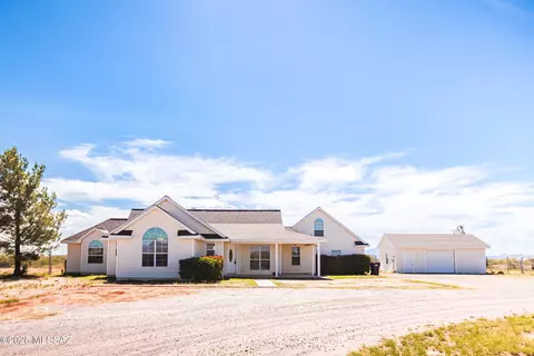 1582 W Jonnie Dr, Willcox, AZ 85643