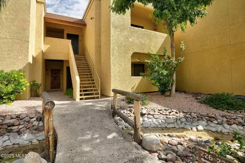 5500 N Valley View Rd #127, Tucson, AZ 85718