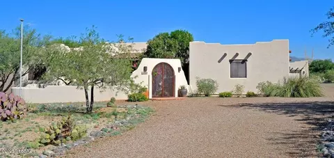 8965 S Placita Gama, Vail, AZ 85641