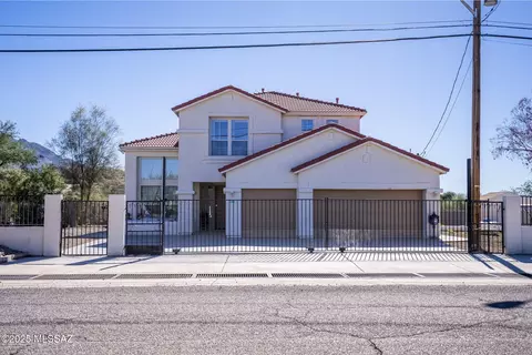 39 Avenida Pastor, Rio Rico, AZ 85648