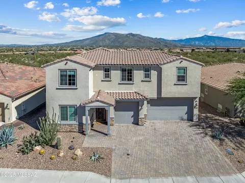 5561 S Thomas Park Trl, Tucson, AZ 85747