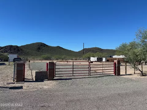 9721 N El Uno Minor, Tucson, AZ 85743