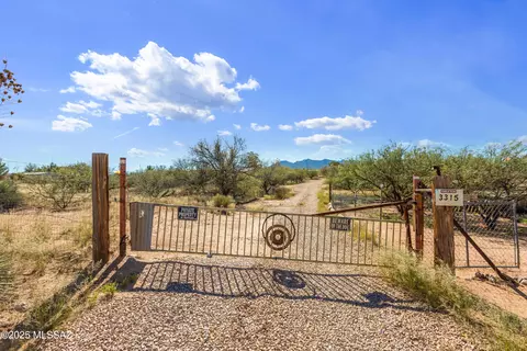3315 W Thunderbird Trl, Benson, AZ 85602
