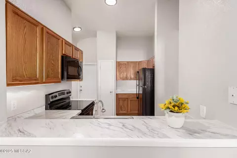Kitchen - 2537 E Chisel Ct, Oro Valley, AZ 85755 photo 1 of 4