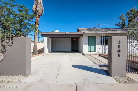 2101 E Jason Vis, Tucson, AZ 85713