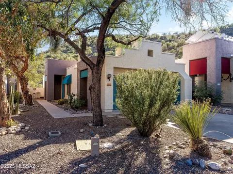 7278 E Crystal Mist Dr, Tucson, AZ 85750