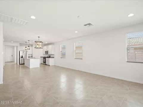 6898 W Indian Clover Way, Tucson, AZ 85757