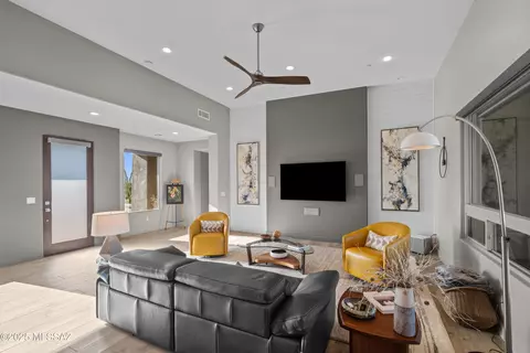 Living - 8251 S Circle C Ranch Rd, Vail, AZ 85641 photo 2 of 2
