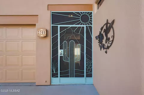 3749 S Camino Del Golfista, Green Valley, AZ 85614