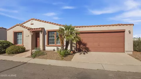 1136 W Calle Querida, Sahuarita, AZ 85629