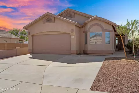 5751 W Cortaro Crossing Dr, Tucson, AZ 85742