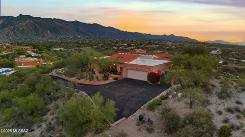 5460 N Paseo Pescado, Tucson, AZ 85718