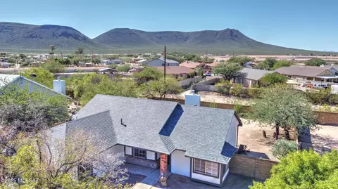 3211 W Calle De La Bajada, Tucson, AZ 85746