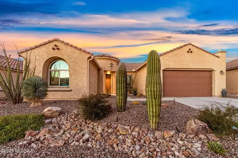 6816 W Komo Point Trl, Marana, AZ 85658