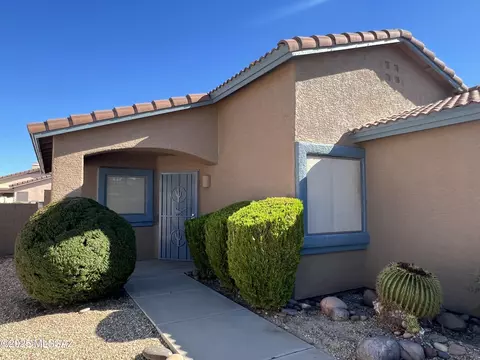 6592 W Wenden Way, Tucson, AZ 85743