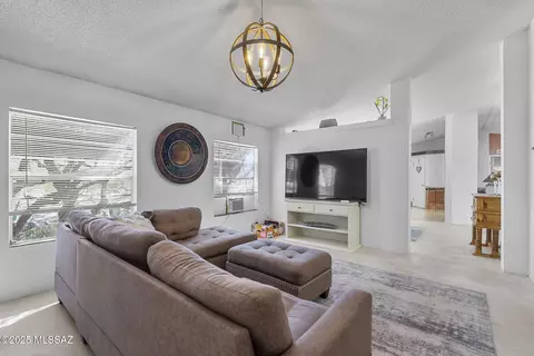 Living - 1550 W Eagle Way, Amado, AZ 85645 photo 3 of 4