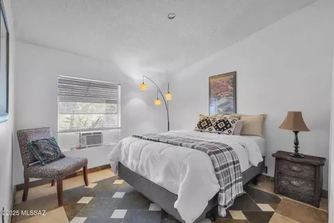 Bedroom - 1550 W Eagle Way, Amado, AZ 85645 photo 4 of 4
