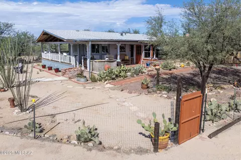Exterior - 1550 W Eagle Way, Amado, AZ 85645 photo 2 of 18