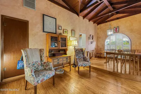 Dining - 2001 E 8th St, Tucson, AZ 85719 photo 3 of 3