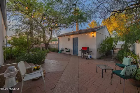 Exterior - 2001 E 8th St, Tucson, AZ 85719 photo 6 of 17