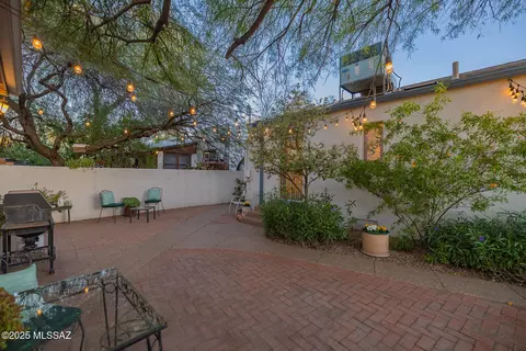 Exterior - 2001 E 8th St, Tucson, AZ 85719 photo 5 of 17