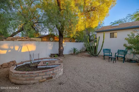 Exterior - 2001 E 8th St, Tucson, AZ 85719 photo 10 of 17