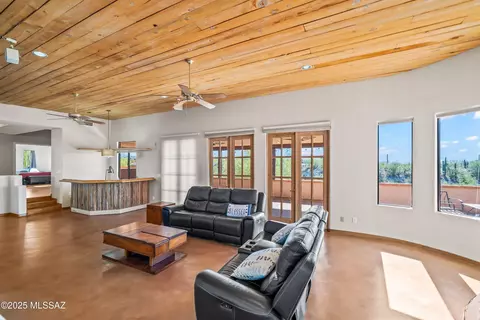 Living - 30 W Stone Loop, Tucson, AZ 85704 photo 1 of 2