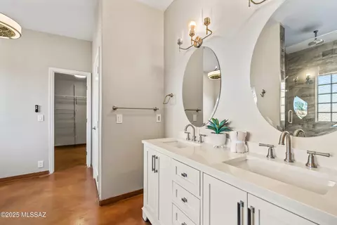 Bath - 30 W Stone Loop, Tucson, AZ 85704 photo 2 of 4