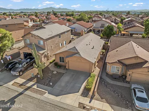 View/Area - 9048 E Orchid Vine Dr, Tucson, AZ 85747 photo 2 of 2