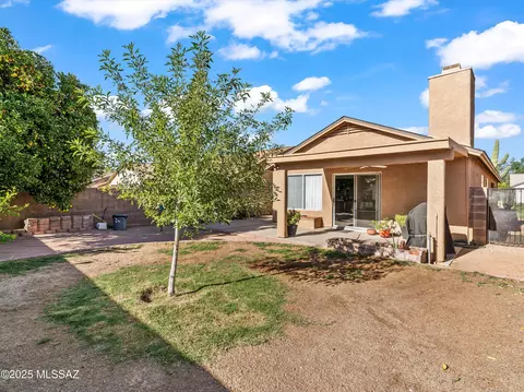 Exterior - 9048 E Orchid Vine Dr, Tucson, AZ 85747 photo 9 of 11